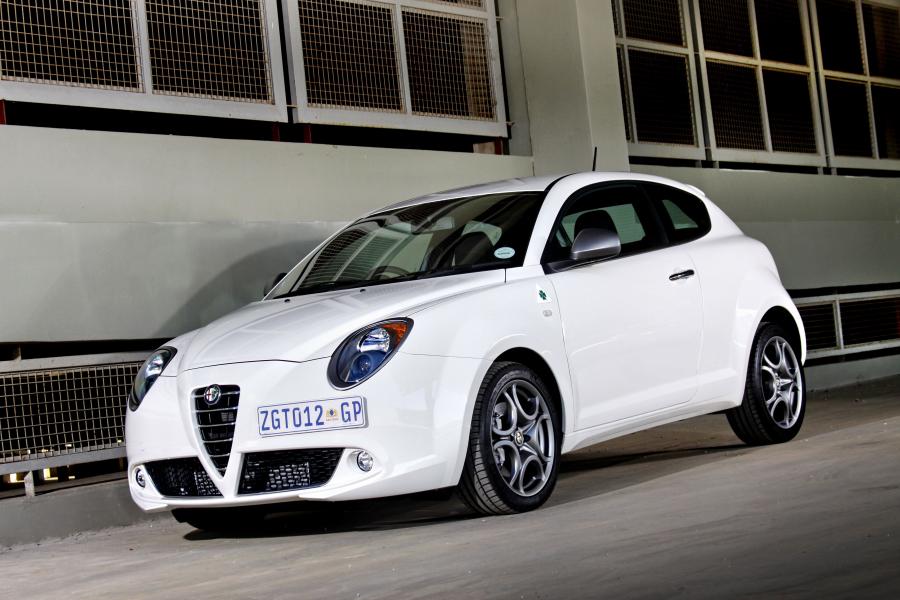  Alfa Romeo MiTo Quadrifoglio Verde (955) 2010 года  (ZA) (фото 5 из 11)